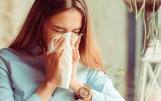 Cómo actuar ante un resfriado: diferencias con la gripe y la COVID-19