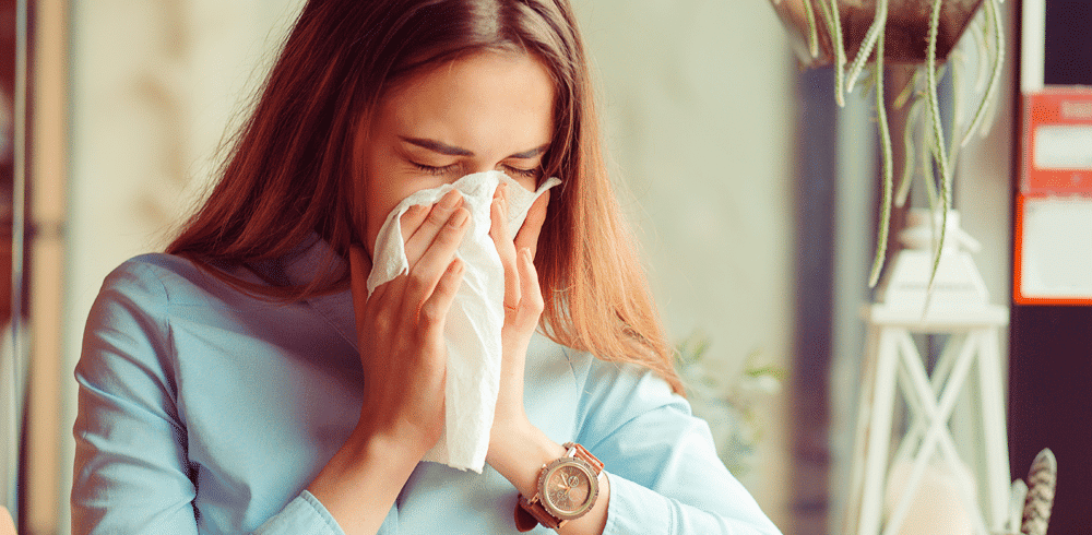 Cómo actuar ante un resfriado: diferencias con la gripe y la COVID-19
