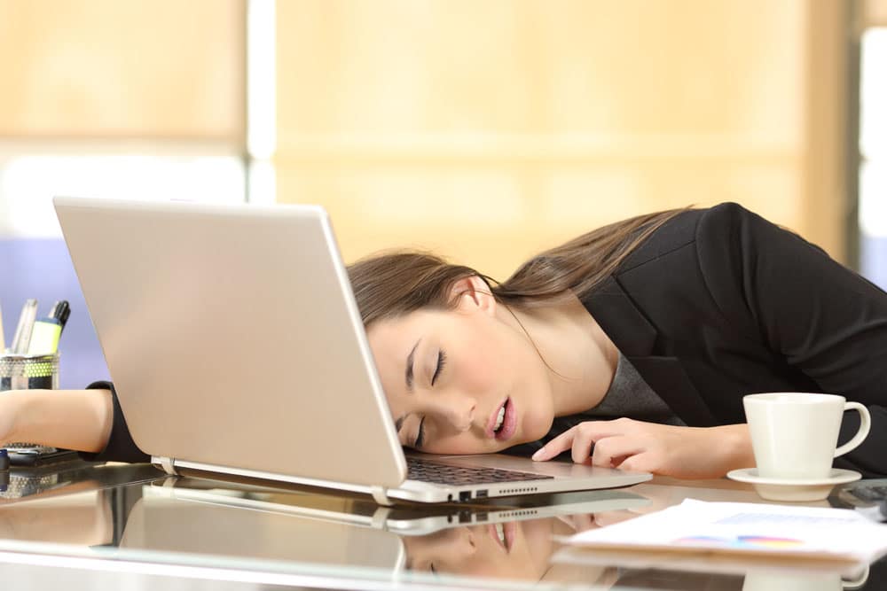 ¿Cuáles son los síntomas más frecuentes de narcolepsia?