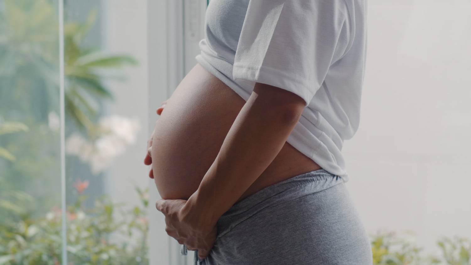 ¿Qué cubre la cobertura de maternidad en los Seguros de Salud?