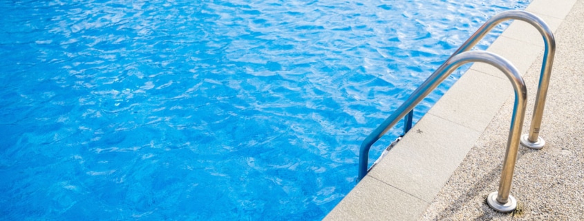 Normativa y seguridad en piscinas comunitarias